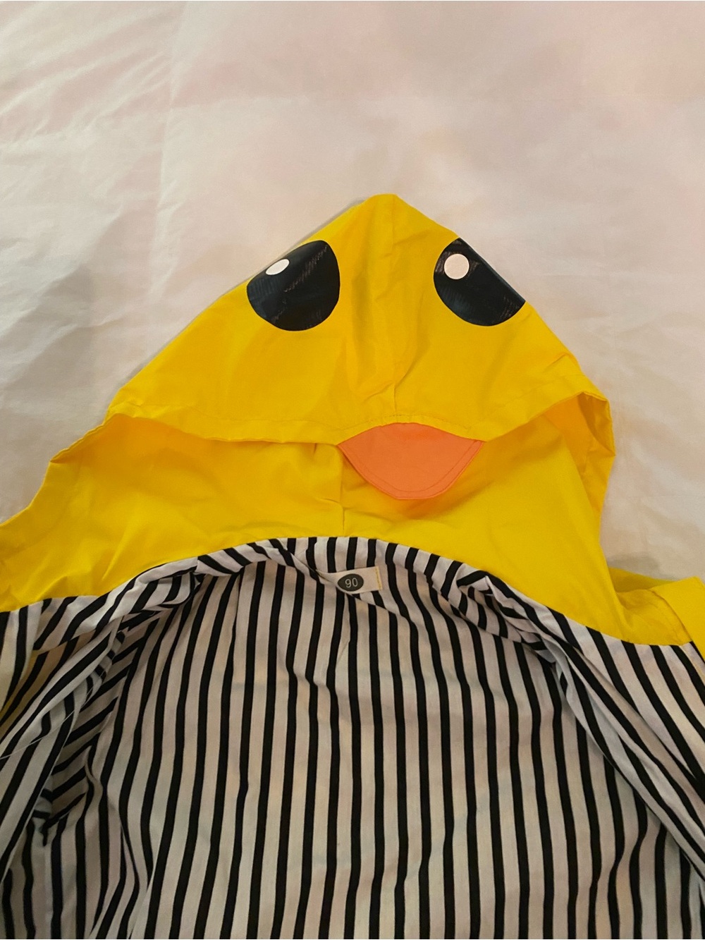 Adorable 2T Yellow Duck Hooded Rain Jacket - Picture 6 of 7